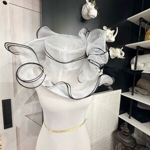 Women’s Kentucky Derby hat.